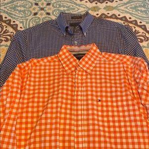 2 men’s medium long sleeve button down shirts